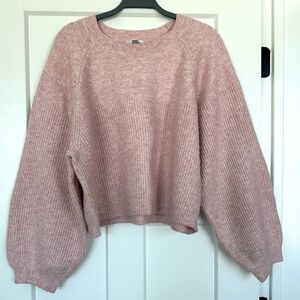 Topshop Sweater. Light pink. Size L.